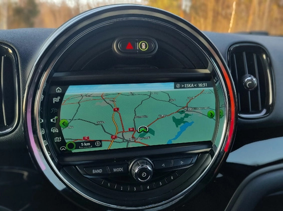 MINI Countryman cena 103500 przebieg: 82288, rok produkcji 2018 z Sucha Beskidzka małe 781
